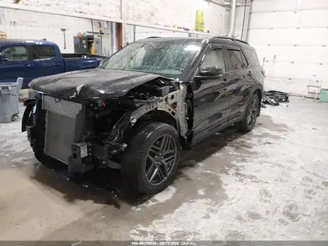2025 Ford Explorer St VIN 1FMWK8GC4SGC79784 фото 2
