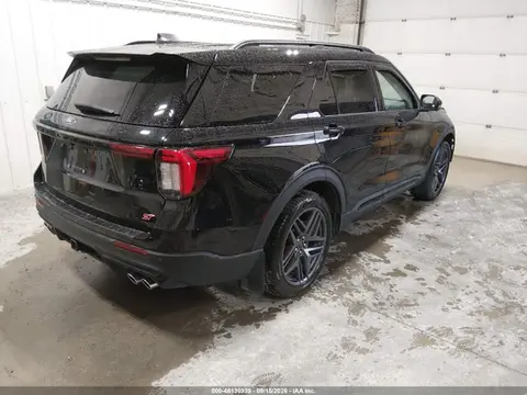 2025 Ford Explorer St VIN 1FMWK8GC4SGC79784 фото 4