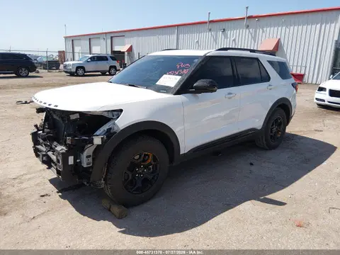 2026 Ford Explorer Tremor VIN 1FMWK8JC2TGA27056 фото 2