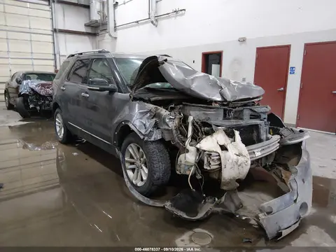 1FM5K7D84EGB01657 — 2014 Ford Explorer XLT, Передняя часть (Front End), фото до ремонта