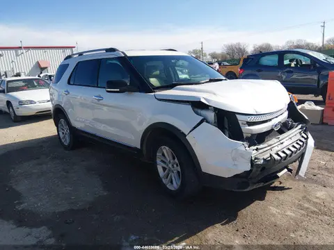 1FM5K8D81FGA86333 — 2015 Ford Explorer XLT, Передняя часть (Front End), фото до ремонта