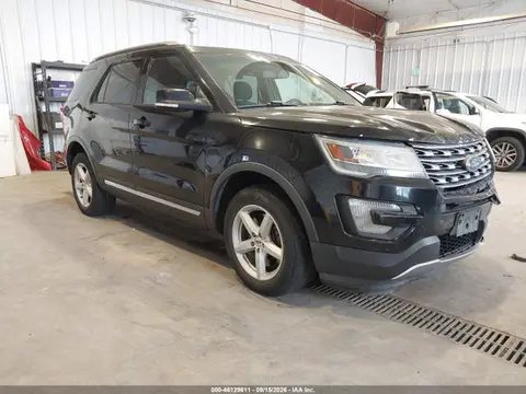 1FM5K8D82GGA88528 — 2016 Ford Explorer XLT, Передняя часть (Front End), фото до ремонта