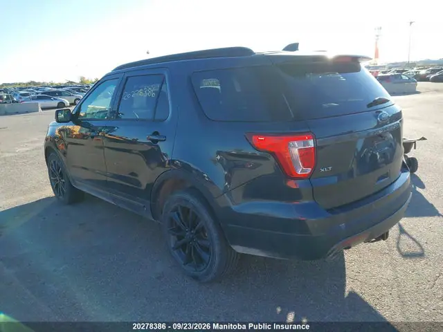 1FM5K8D85HGB09048 — 2017 Ford Explorer XLT, фото 3 с аукциона IAAI 29.09.2026, Град