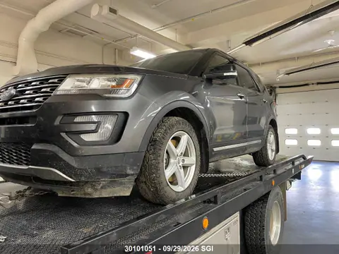 2017 Ford EXPLORER XLT VIN 1FM5K8D83HGC81319 фото 2