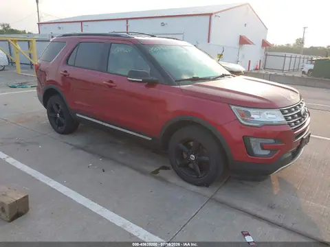 1FM5K8D80HGD18262 — 2017 Ford Explorer XLT, Задняя часть (Rear), фото до ремонта