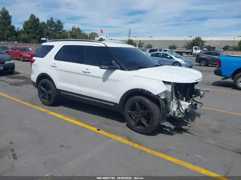1FM5K7D80HGE12085 — 2017 Ford Explorer XLT, Естественный износ (Normal Wear & Tear), фото до ремонта