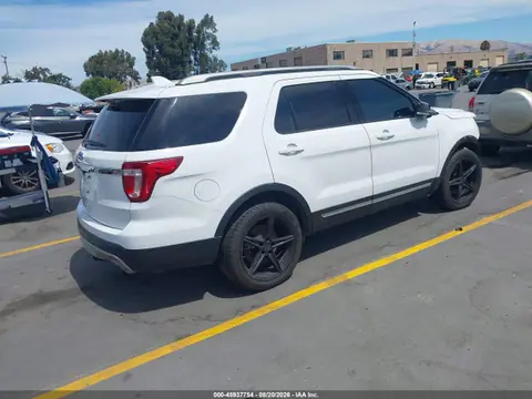 2017 Ford EXPLORER XLT VIN 1FM5K7D80HGE12085 фото 4