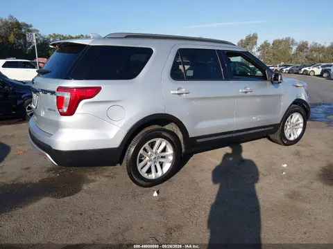 2017 Ford EXPLORER XLT VIN 1FM5K7DH4HGC76981 фото 4