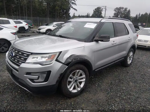 1FM5K7DH8HGC09915 — 2017 Ford Explorer XLT, фото 2 с аукциона IAAI 14.10.2026, Передняя часть слева