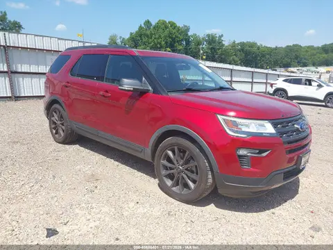 1FM5K7D8XJGC02941 — 2018 Ford Explorer XLT, Задняя часть (Rear), фото до ремонта