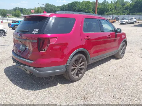 2018 Ford EXPLORER XLT VIN 1FM5K7D8XJGC02941 фото 4