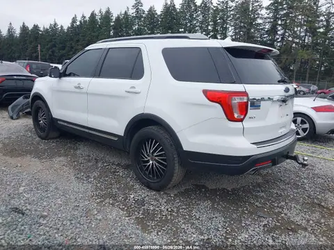 2018 Ford EXPLORER XLT VIN 1FM5K8D81JGB61461 фото 3