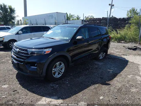 2020 Ford EXPLORER XLT VIN 1FMSK8DH9LGB02051 фото 2