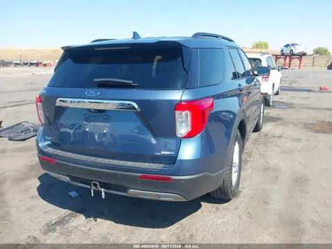 2020 Ford EXPLORER XLT VIN 1FMSK8DH7LGC50375 фото 4