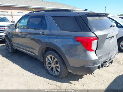 2021 Ford EXPLORER XLT VIN 1FMSK8DHXMGA89781 фото 3
