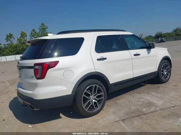 1FM5K8GT2GGC12510 — 2016 Ford Explorer, фото 4 с аукциона IAAI 13.10.2026, Естественный износ