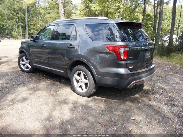 1FM5K8D82GGC10532 — 2016 Ford Explorer, фото 3 с аукциона IAAI, Естественный износ