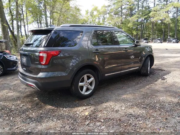 1FM5K8D82GGC10532 — 2016 Ford Explorer, фото 4 с аукциона IAAI, Естественный износ