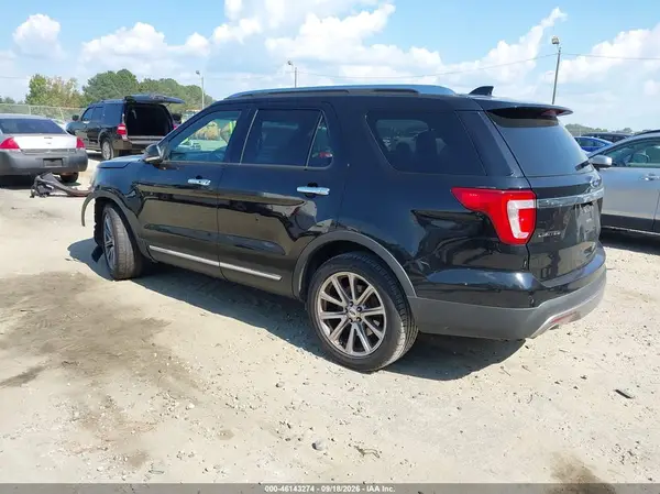 1FM5K7F80GGA36077 — 2016 Ford Explorer, фото 3 с аукциона IAAI, Передняя часть слева