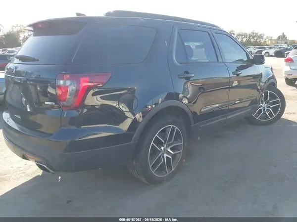 1FM5K8GT3GGC12905 — 2016 Ford Explorer, фото 4 с аукциона IAAI 14.10.2026, Левый бок