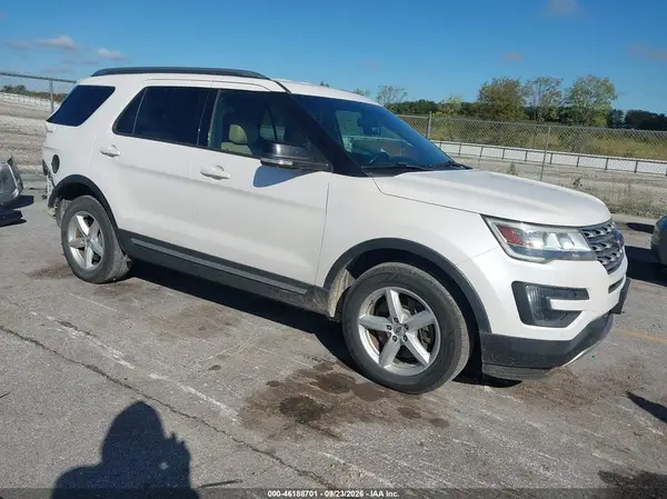 1FM5K8D81GGA11357 — 2016 Ford Explorer, Задняя часть (Rear), фото до ремонта
