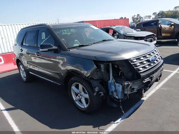 1FM5K7D8XGGC87112 — 2016 Ford Explorer, Передняя часть (Front End), фото до ремонта