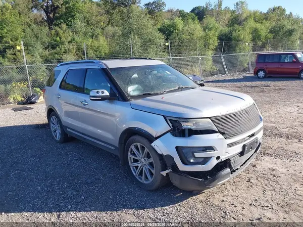1FM5K8F89GGB98683 — 2016 Ford Explorer, Передняя часть справа (Right Front), фото до ремонта