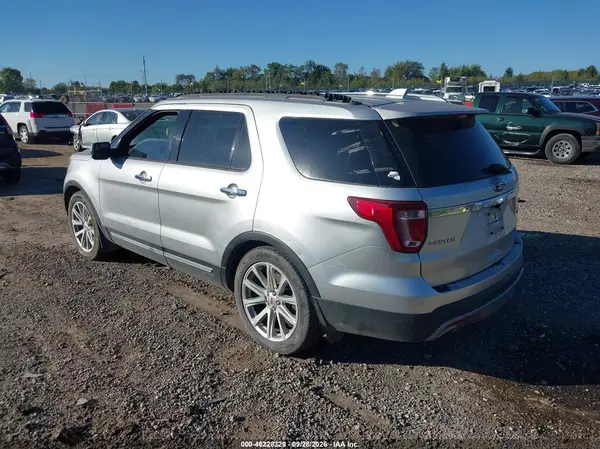 1FM5K8F89GGB98683 — 2016 Ford Explorer, фото 3 с аукциона IAAI 14.10.2026, Передняя часть справа