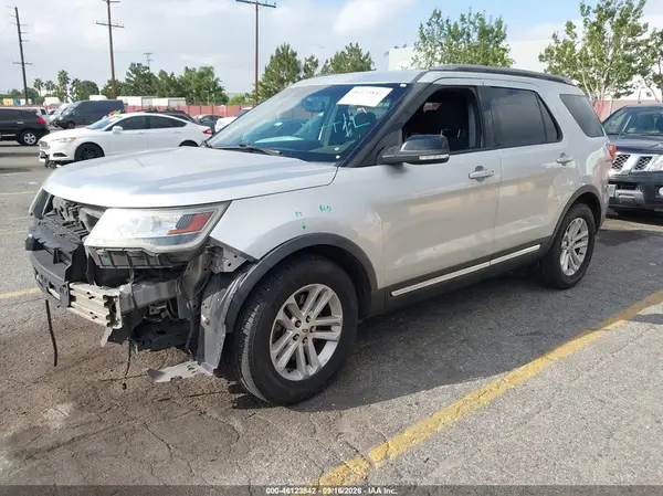 1FM5K7D88HGD89199 — 2017 Ford Explorer, фото 2 с аукциона IAAI 14.10.2026, Передняя часть