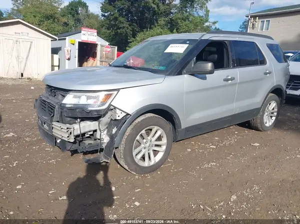 1FM5K7BH7HGD21575 — 2017 Ford Explorer, фото 2 с аукциона IAAI 14.10.2026, Правый бок