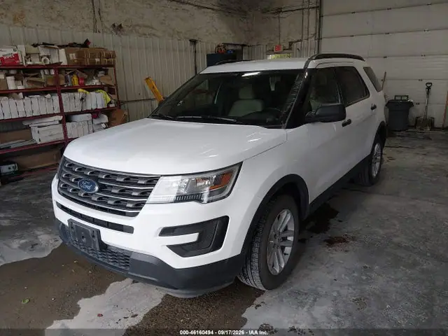 2017 Ford Explorer VIN 1FM5K8B83HGD23152 фото 2