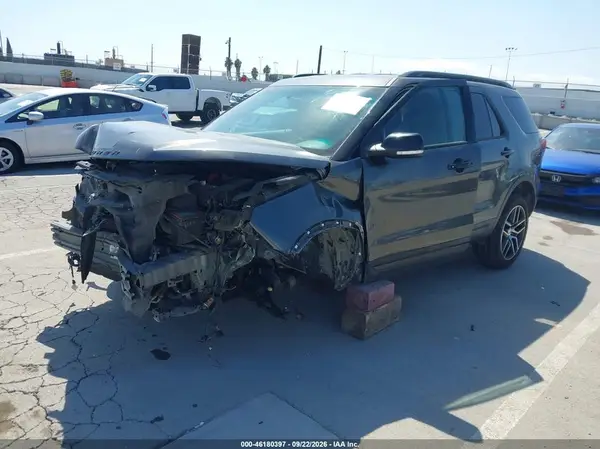 1FM5K8GT1HGA70071 — 2017 Ford Explorer, фото 2 с аукциона IAAI 14.10.2026, Передняя часть