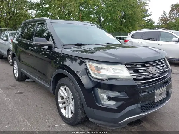 1FM5K7D88HGA43878 — 2017 Ford Explorer, Передняя часть (Front End), фото до ремонта