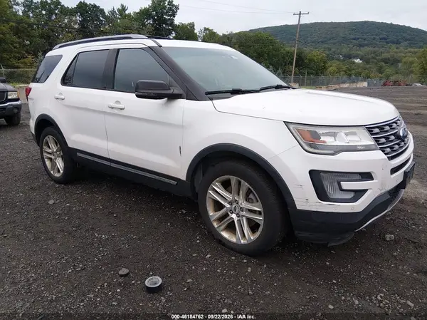 1FM5K8D84HGB18713 — 2017 Ford Explorer, Естественный износ (Normal Wear & Tear), фото до ремонта
