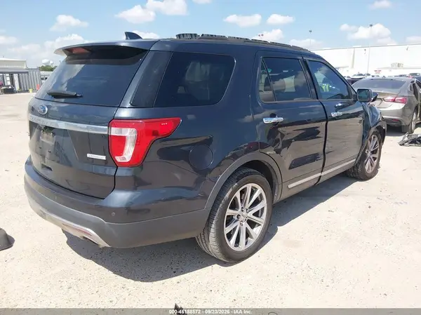 1FM5K7FHXHGA11222 — 2017 Ford Explorer, фото 4 с аукциона IAAI, Передняя часть