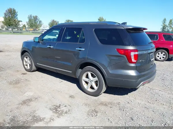 1FM5K8F8XHGC23415 — 2017 Ford Explorer, фото 3 с аукциона IAAI 13.10.2026, Естественный износ