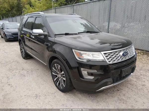 1FM5K8HT8HGA69711 — 2017 Ford Explorer, Пресная вода (Fresh Water), фото до ремонта