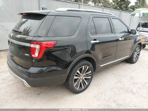 1FM5K8HT8HGA69711 — 2017 Ford Explorer, фото 4 с аукциона IAAI, Пресная вода