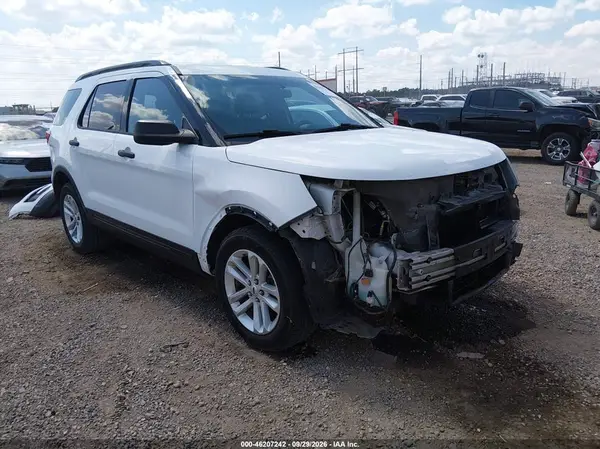 1FM5K7B82HGB59631 — 2017 Ford Explorer, Передняя часть (Front End), фото до ремонта