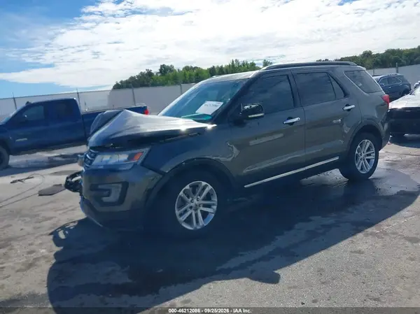 1FM5K7DH0HGB21375 — 2017 Ford Explorer, фото 2 с аукциона IAAI, Передняя часть справа