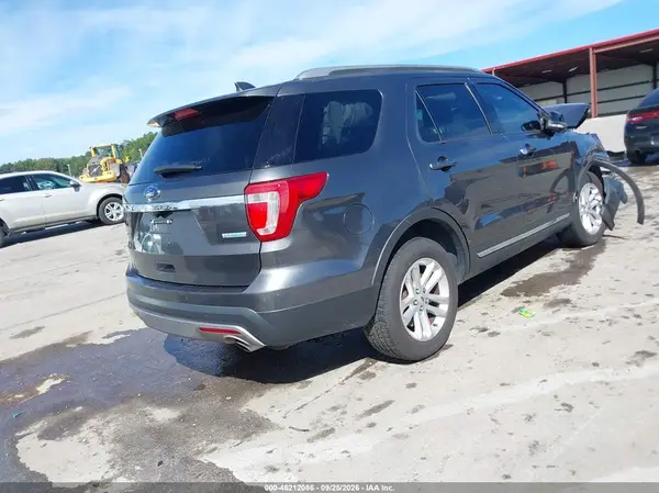 1FM5K7DH0HGB21375 — 2017 Ford Explorer, фото 4 с аукциона IAAI, Передняя часть справа