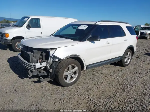 1FM5K8DH5HGB07686 — 2017 Ford Explorer, фото 2 с аукциона IAAI, Передняя часть