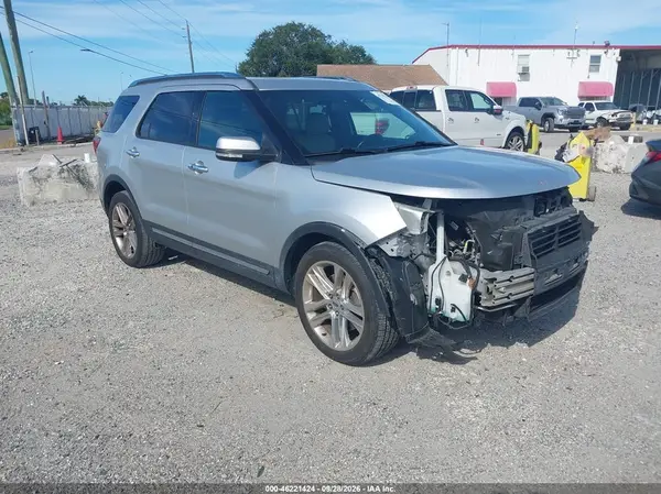 1FM5K7F87HGD49936 — 2017 Ford Explorer, Передняя часть слева (Left Front), фото до ремонта