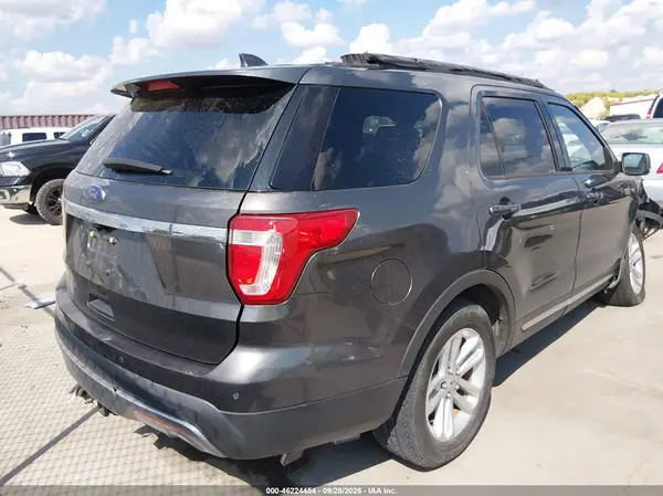 1FM5K7D80HGD14254 — 2017 Ford Explorer, фото 4 с аукциона IAAI, Передняя часть справа