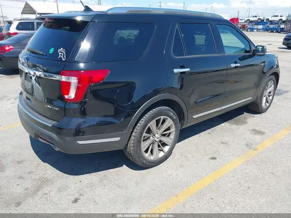 1FM5K7F87JGC16549 — 2018 Ford Explorer, фото 4 с аукциона IAAI 13.10.2026, Естественный износ