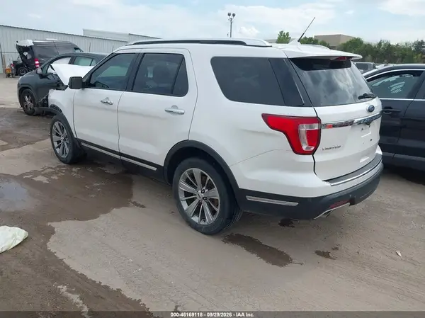 1FM5K7F86JGB35302 — 2018 Ford Explorer, фото 3 с аукциона IAAI, Передняя часть