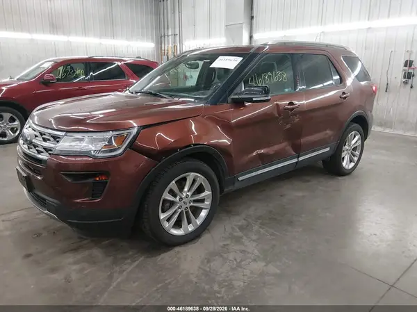 1FM5K8D87JGA14285 — 2018 Ford Explorer, фото 2 с аукциона IAAI, Левый бок
