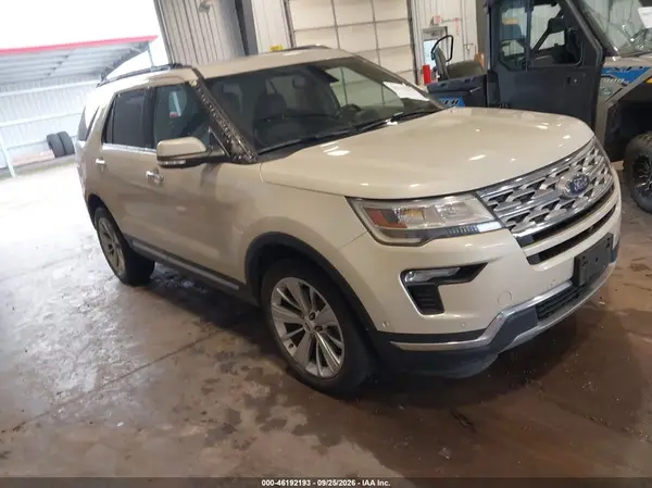 1FM5K8F85JGC48941 — 2018 Ford Explorer, Задняя часть (Rear), фото до ремонта