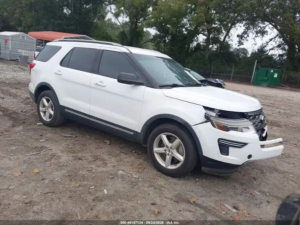 1FM5K7D86JGB26263 — 2018 Ford Explorer, Передняя часть (Front End), фото до ремонта