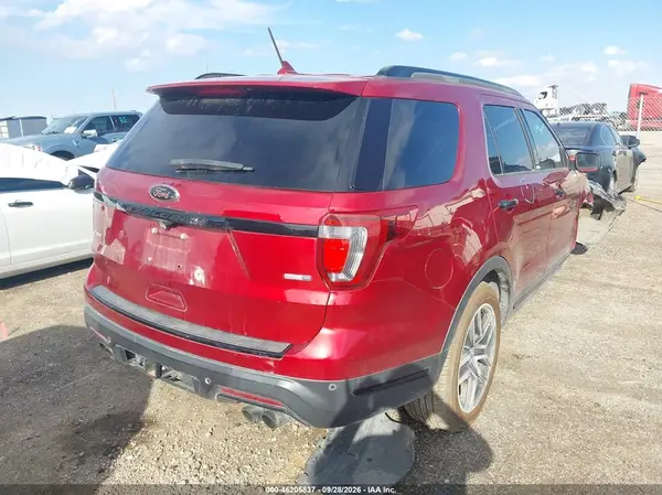 1FM5K8GT5JGC35089 — 2018 Ford Explorer, фото 4 с аукциона IAAI, Передняя часть справа